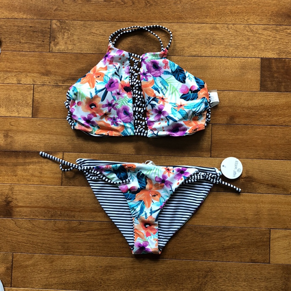 Hot Water reversible bikini set M bottom, L top